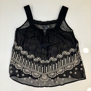 🔥3 for $21- Forever 21 Black and White Embroidered Blouse - Size S - Boho